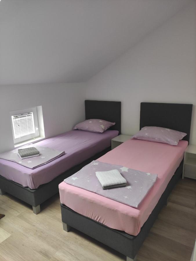 Apartments Markovi Konaci Τρέμπινιε Εξωτερικό φωτογραφία